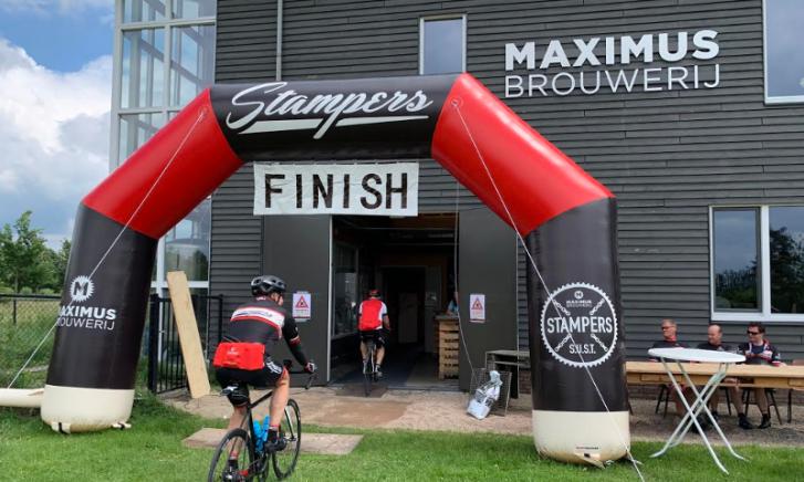 Wielrennen naar de Maximus Brouwerij